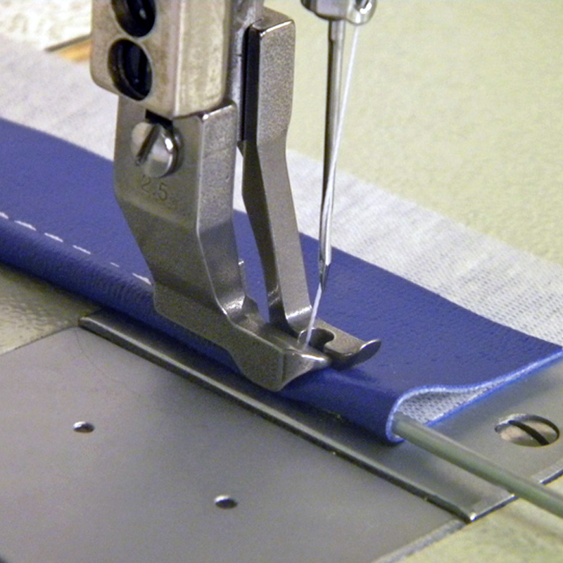Piezas de máquina de coser de  - Rolled Hem Foot reseña y precio