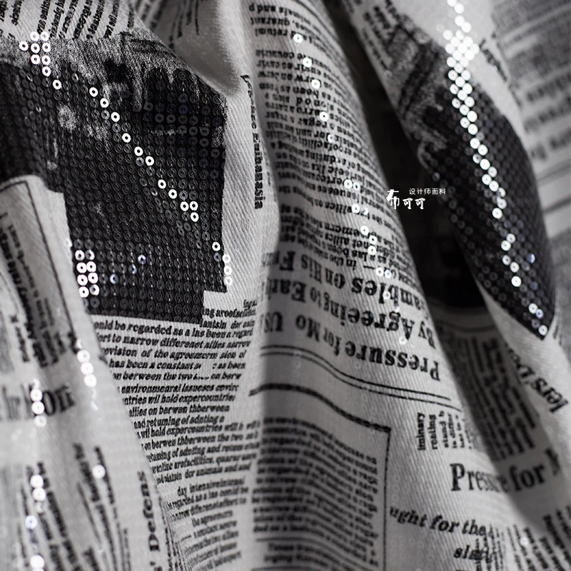 Graffiti en inglés periódico t - Sewing Tweed Fabric reseña y precio